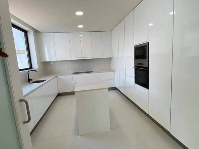 #18 - Moradia Triplex para Venda em Maputo - Maputo - 3
