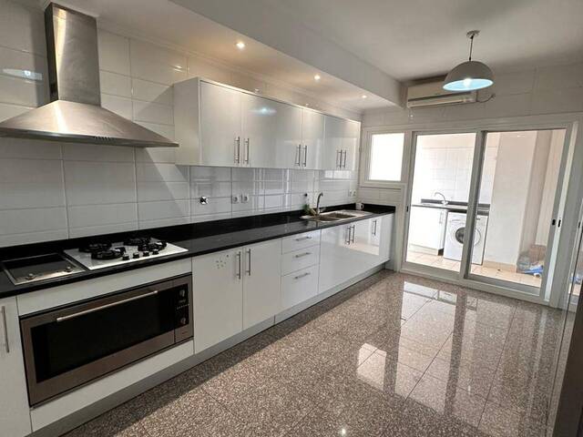 Apartamento para Arrendamento em Maputo - 4