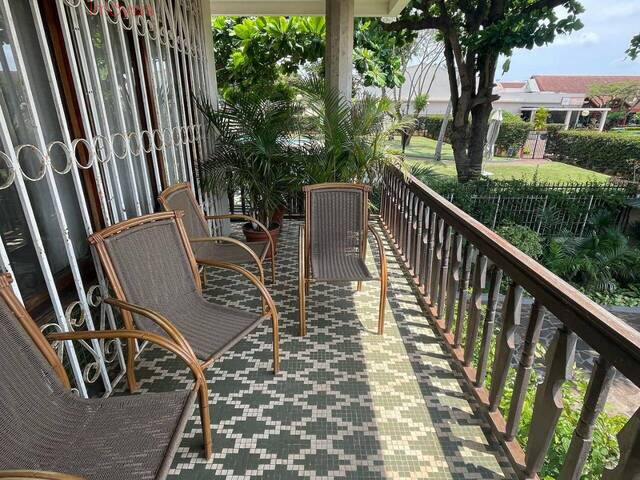 #113 - Moradia para Venda em Maputo - Maputo