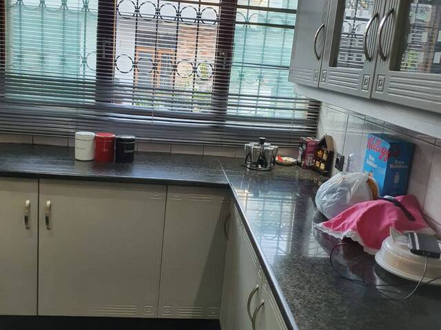 #143 - Moradia para Arrendamento em Maputo - Maputo