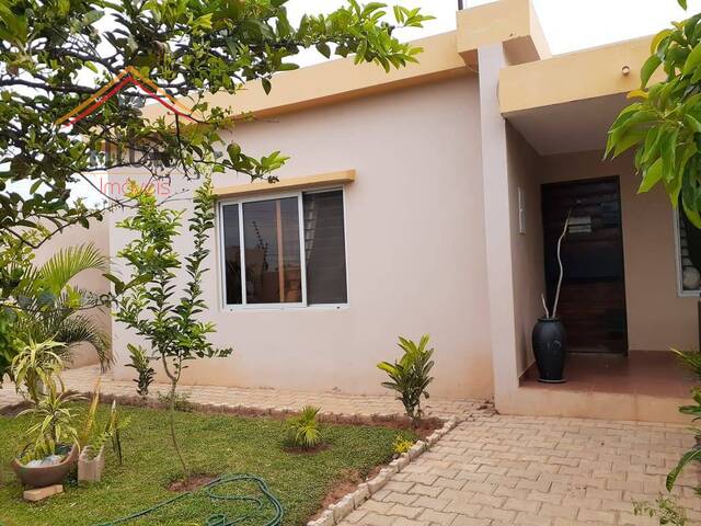 #180 - Moradia para Venda em Maputo - Maputo