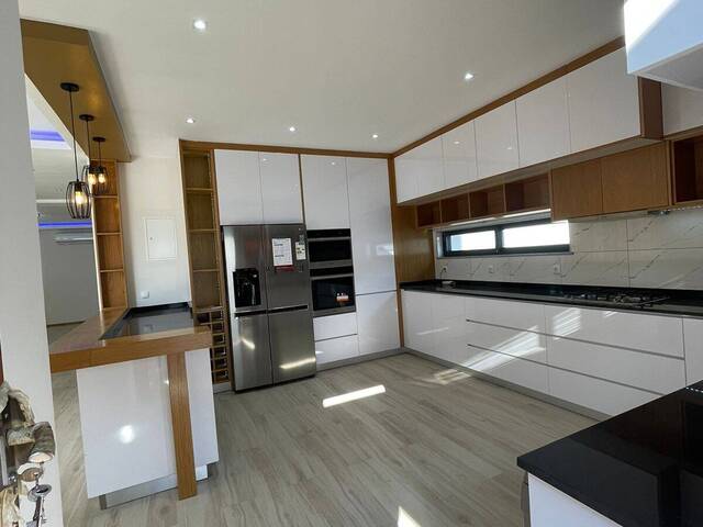 #382 - Moradia para Venda em Maputo - Maputo