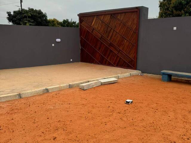 #568 - Moradia para Venda em Maputo - Maputo