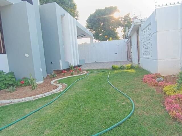 #586 - Moradia para Venda em Maputo - Maputo