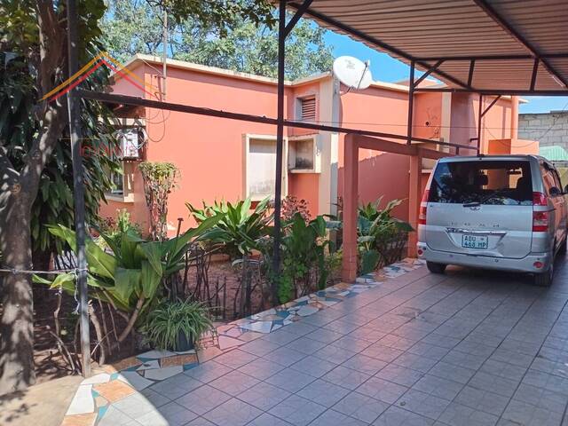 #671 - Moradia para Venda em Maputo - Maputo