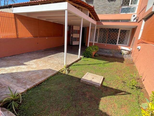 #870 - Moradia para Arrendamento em Maputo - Maputo