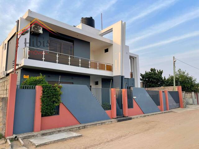 #919 - Moradia para Venda em Maputo - Maputo