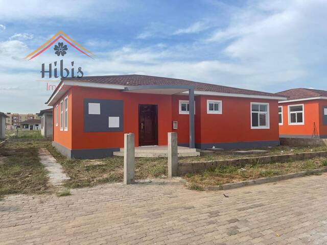 #954 - Moradia para Venda em Maputo - Maputo