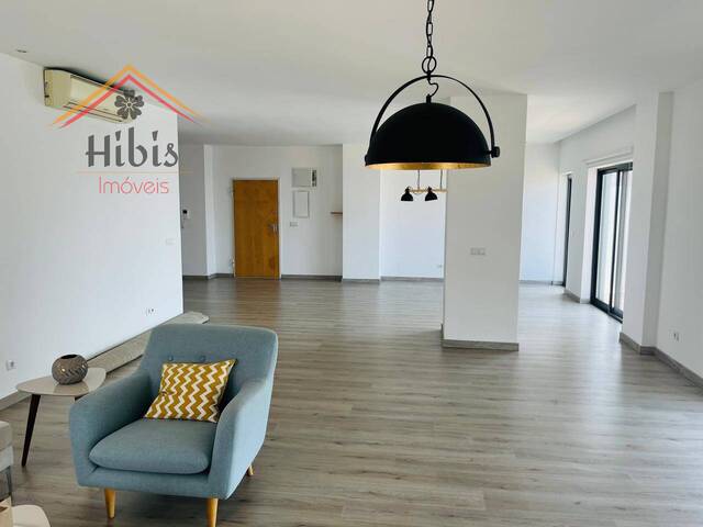 #975 - Apartamento para Arrendamento em Maputo - Maputo