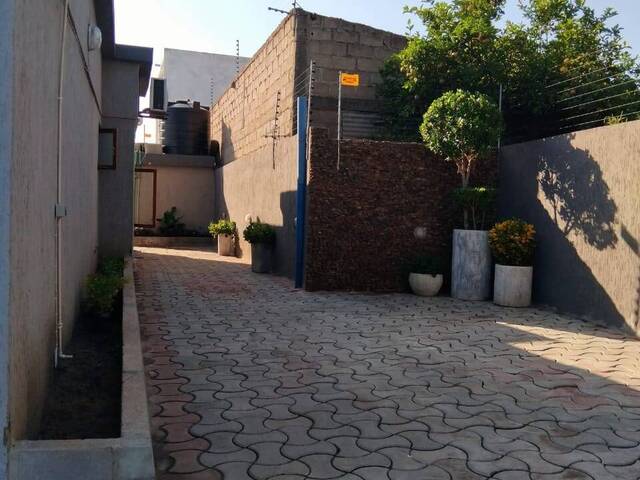 #1010 - Moradia para Venda em Maputo - Maputo