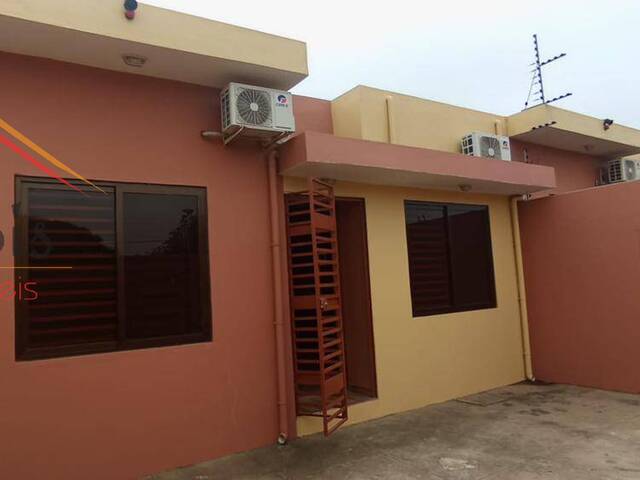 #1025 - Moradia para Arrendamento em Maputo - Maputo