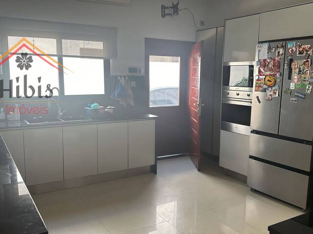 #1017 - Moradia para Venda em Maputo - Maputo