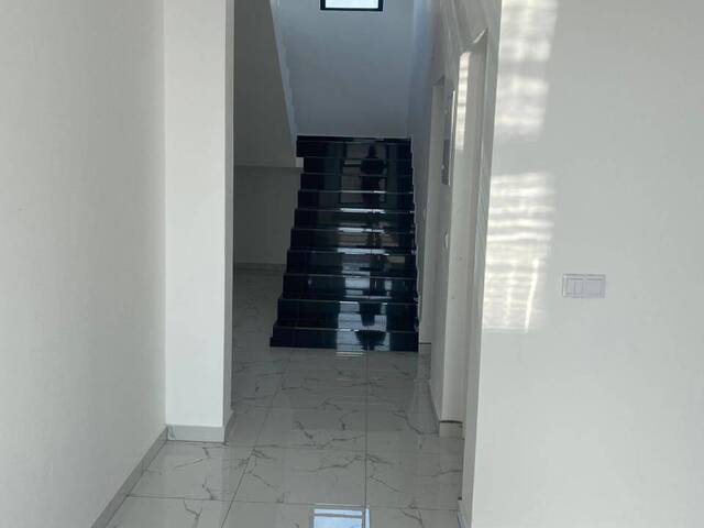 #1056 - Moradia para Venda em Maputo - Maputo