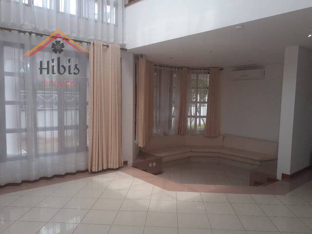 #1094 - Moradia para Arrendamento em Maputo - Maputo