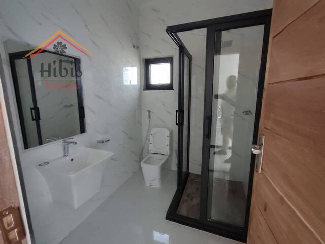 #1110 - Moradia para Arrendamento em Maputo - Maputo