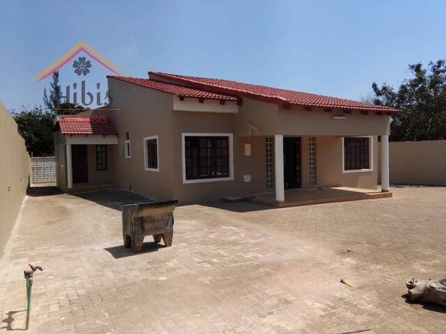 #1117 - Moradia para Venda em Maputo - Maputo