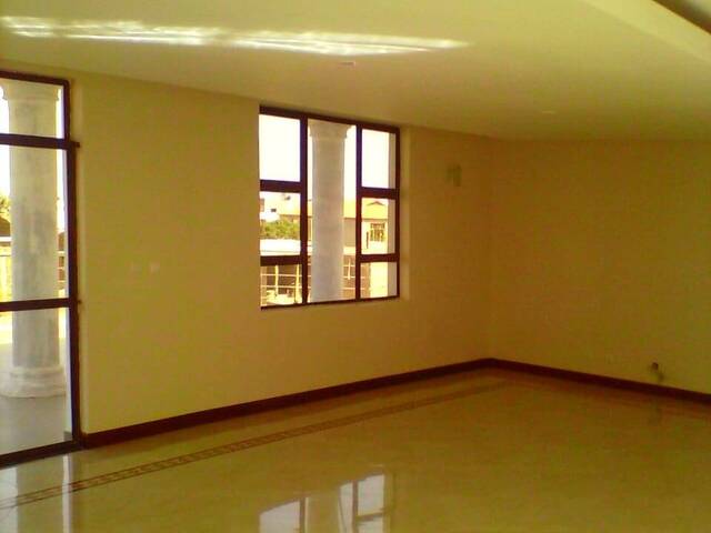 #1176 - Moradia para Venda em Maputo - Maputo