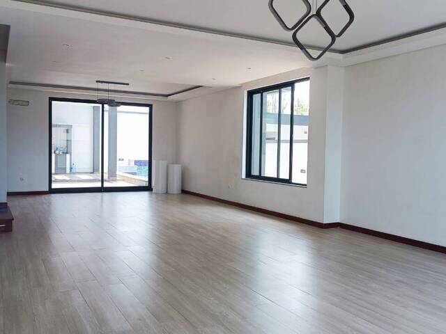 #1205 - Moradia para Venda em Maputo - Maputo