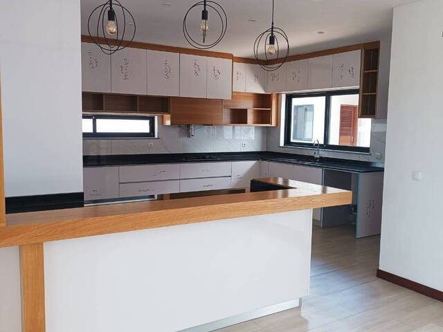 #1205 - Moradia para Venda em Maputo - Maputo