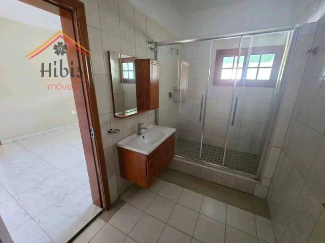 #1241 - Moradia para Arrendamento em Maputo - Maputo