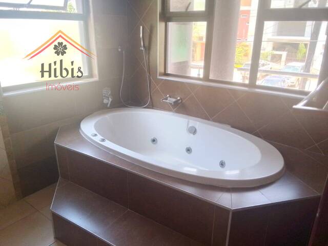 #1248 - Moradia para Arrendamento em Maputo - Maputo