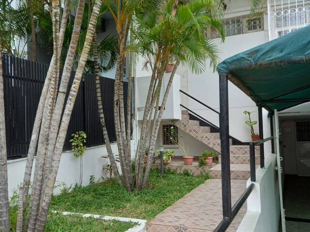 #1271 - Moradia para Arrendamento em Maputo - Maputo