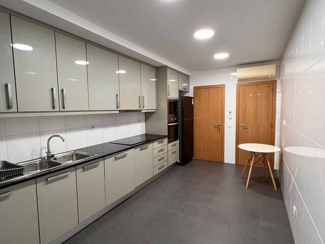 Apartamento para Arrendamento em Maputo - 4