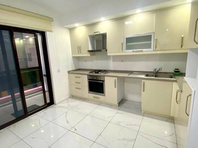Apartamento para Arrendamento em Maputo - 5