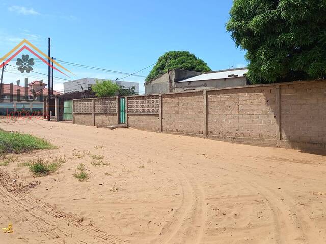 Terreno para Venda em Maputo - 4