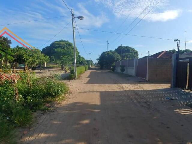 Área para Venda em Maputo - 4