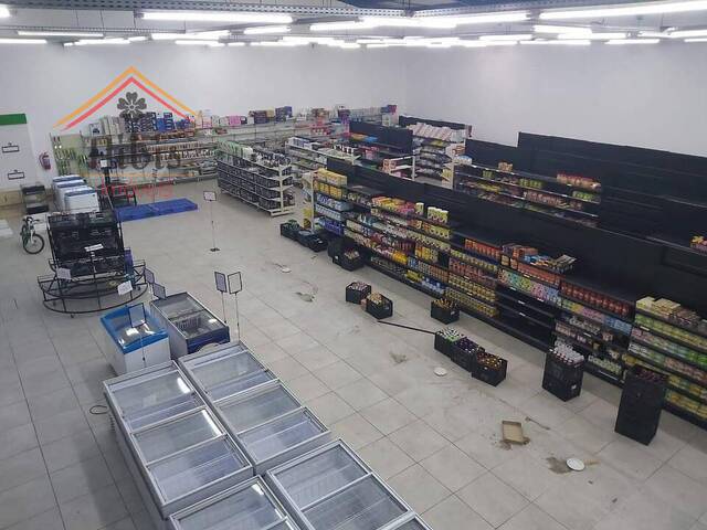 #2255 - Armazéns para Venda em Maputo - Maputo - 2