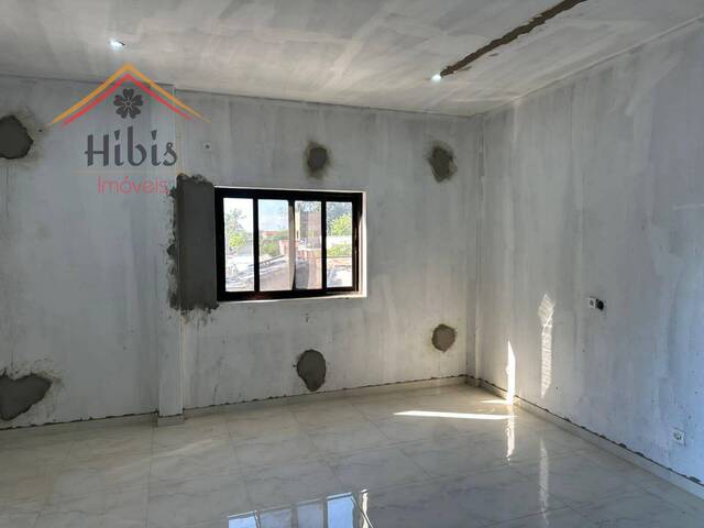 Apartamento para Arrendamento em Maputo - 3