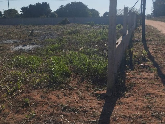 Terreno para Venda em Matola - 5