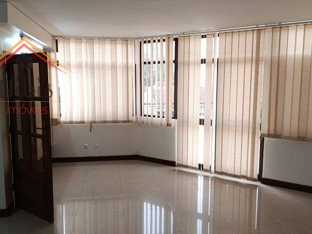 Moradia Triplex para Arrendamento em Maputo - 5