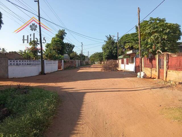 Terreno para Venda em Matola - 4