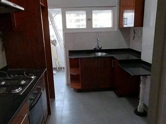  em  - 