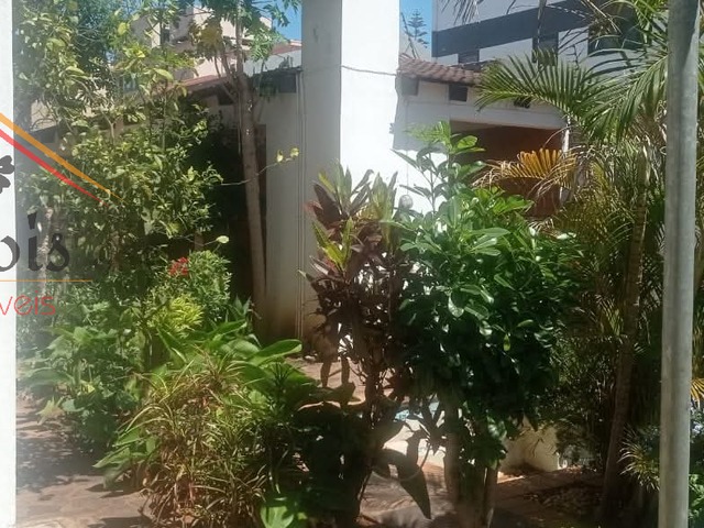  em  - 